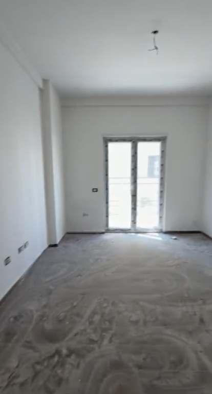 **IN VENDITA APPARTAMENTO 3+1+2 – TIRANA PORTA NUOVA**