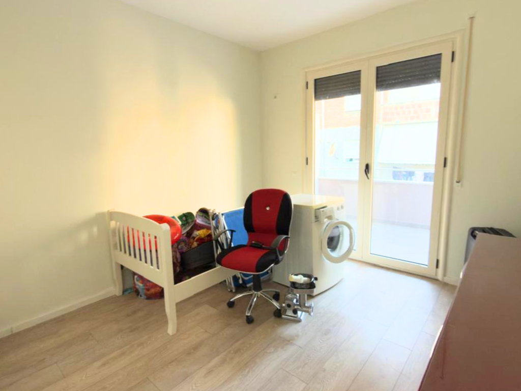 2+1 APARTMENT FOR SALE – OLD COURTHOUSE, VLORË