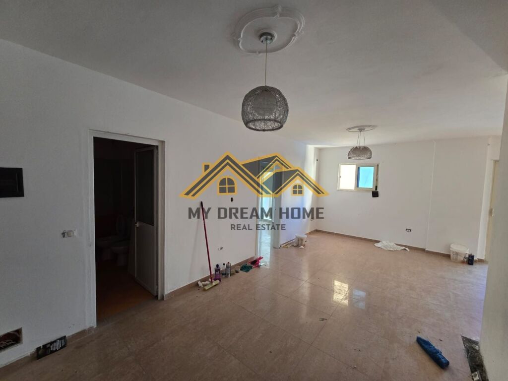FLORIDA COMPLEX, WE ARE SELLING A 2+1 APARTMENT
