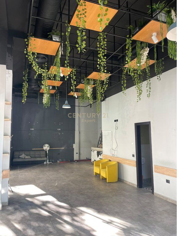 COMMERCIAL UNIT FOR RENT – AT THE NEW CHINESE EMBASSY - FORMER PARK