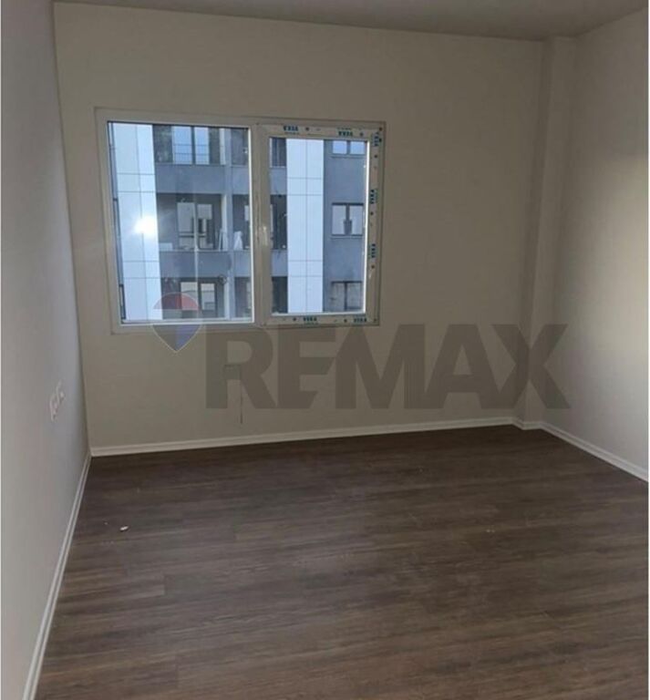 Apartament 2+1 shitje prane vila L .