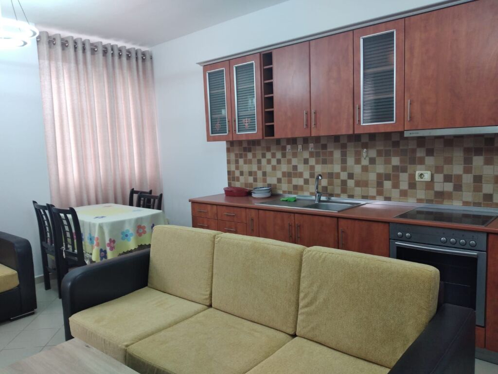 Affitto | Apartament 1 + 1 | Fondacioni Eleonorë | 450 €/mese
