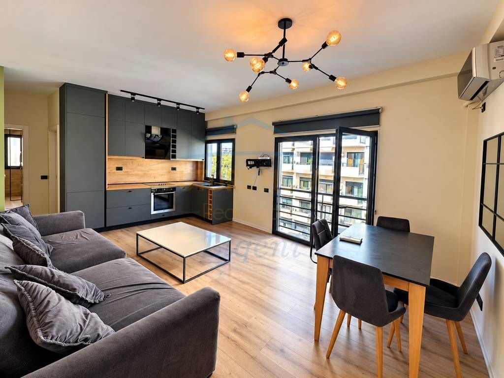 Qera apartament 1+1 Liqeni i thate,perballe Raddisonit.