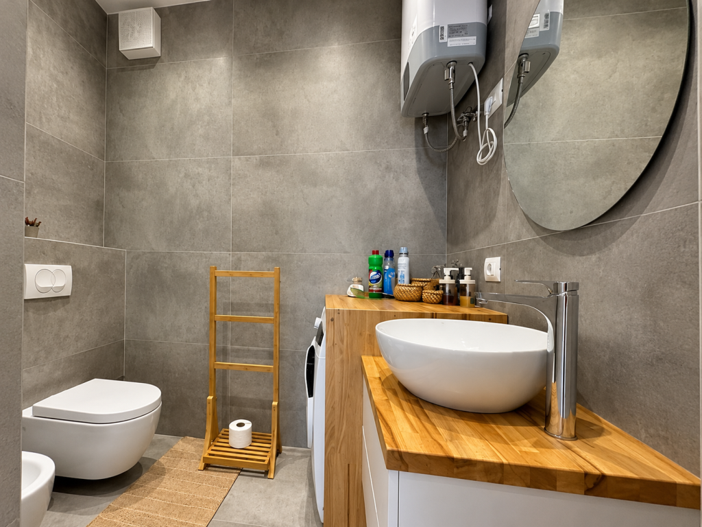 For rent, 2+1+2 apartment, 21 Dhjetori