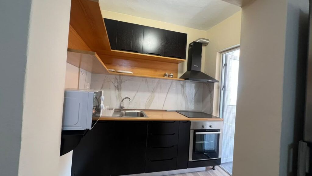 APPARTAMENTO 2+1 IN AFFITTO – VIA DURAZZO