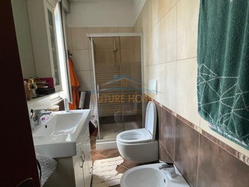 Shitet,Apartament 2+1+2,Ministria e Jashtme