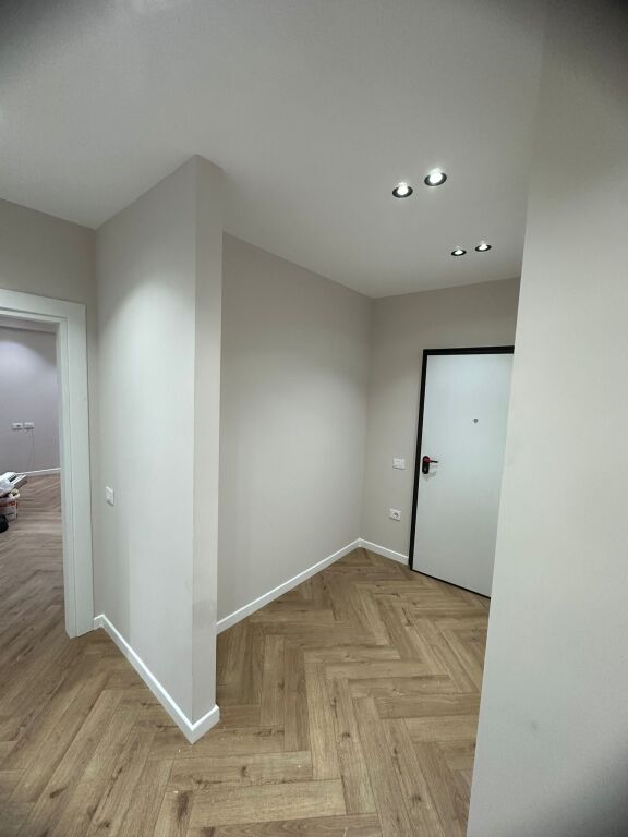 🏡 APPARTAMENTO IN AFFITTO 2+1+2  📍 Indirizzo: Complesso Oasis💰 Prezzo: 90.000 lek lordi/mese