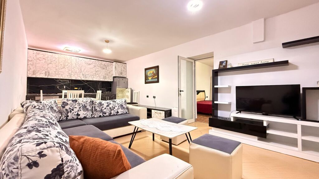 SHITET APARTAMENT 1+1 TEK ALI DEMI, TIRANË!