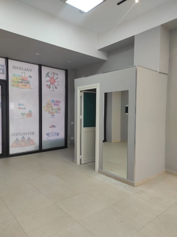 Qera | Ambjent Biznesi | Kamëz | 800 €/muaj