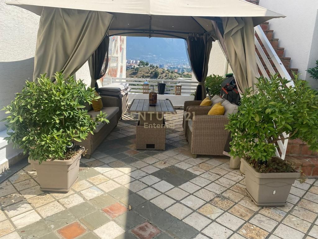 VILË LUKSOZE ME QIRA – KODRA E DIELLIT 2, TIRANË