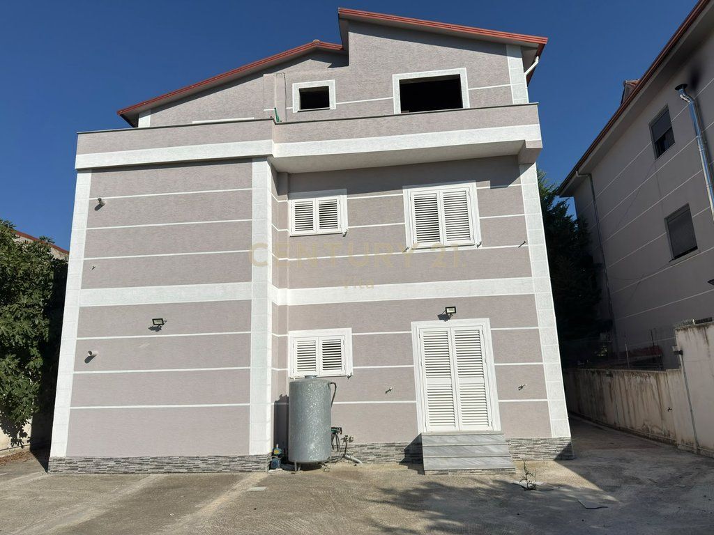 SHITET VILE 3 -KATESHE NE ARAPAJ, DURRES!!