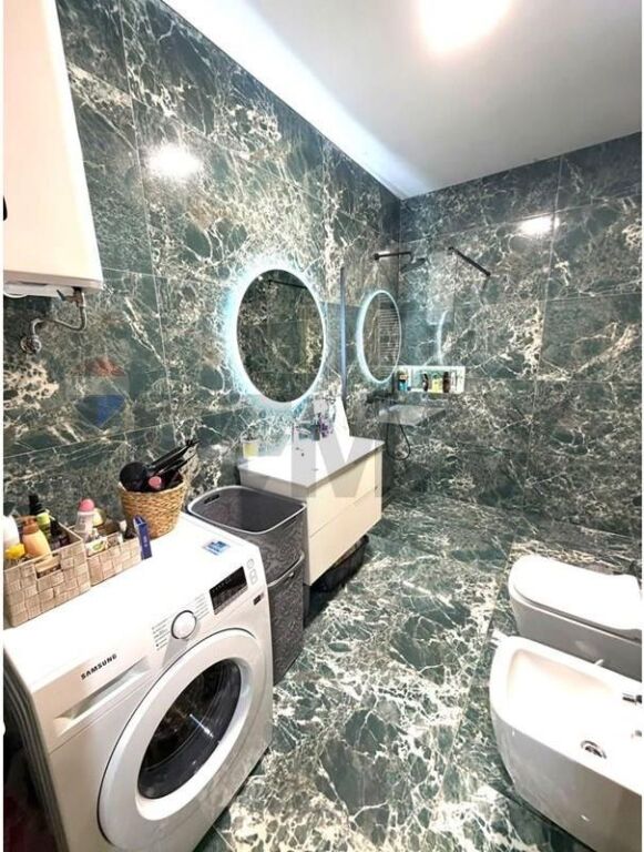 Apartament 2+1 +2 per shitje ne Astir!