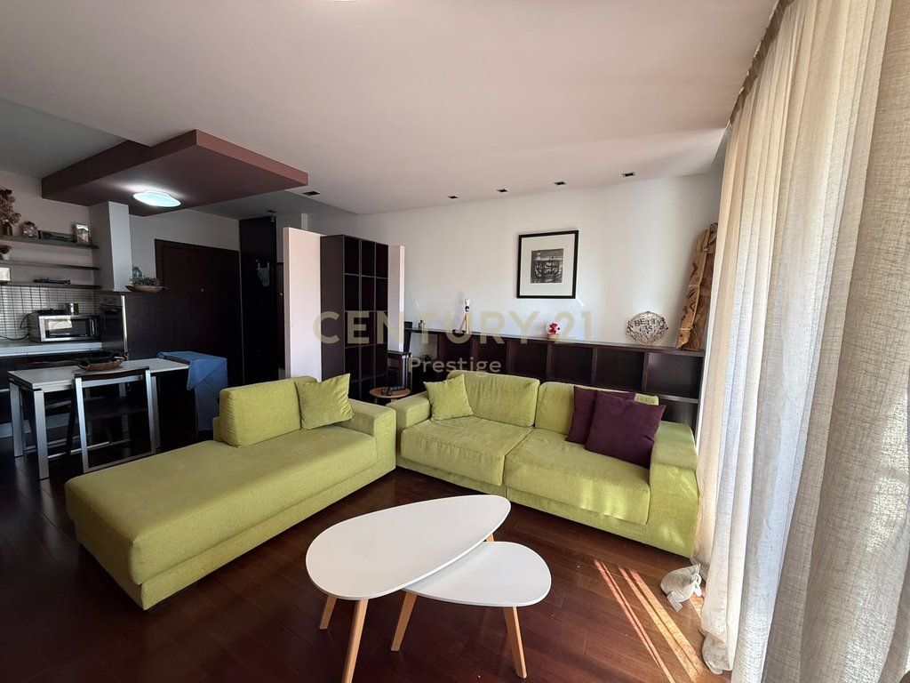 APARTAMENT 1+1 ME QIRA, RRUGA E ELBASANIT!