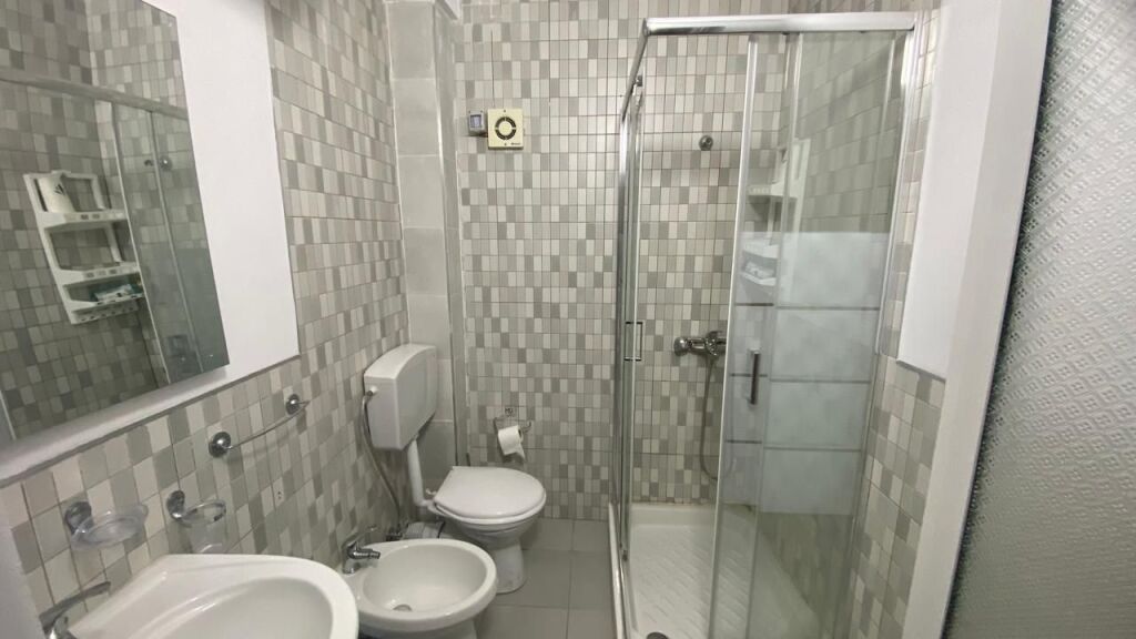 Appartamento 1+1, via Kongresi i Lushnjës, 21 Dhjetori