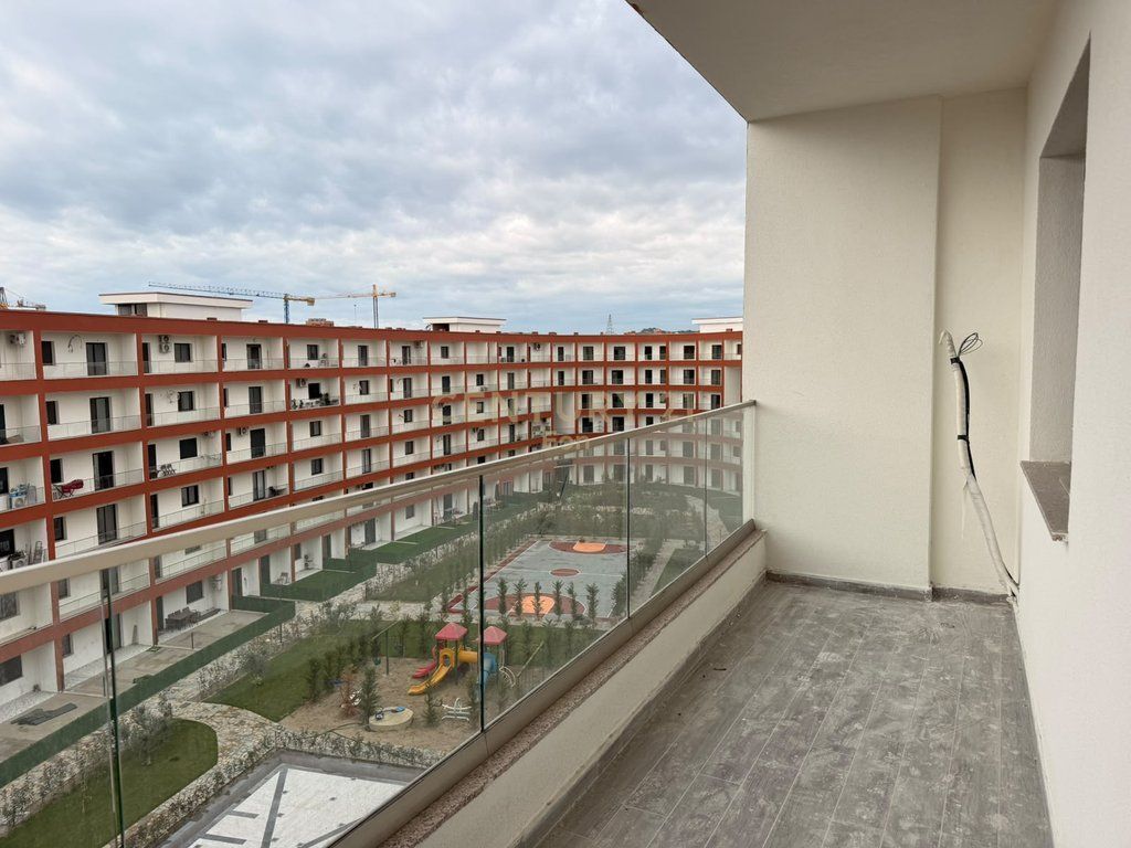 Apartament 1+1+Post parkimi Për Shitje në Golem tek rezidenca Eon, Durrës !