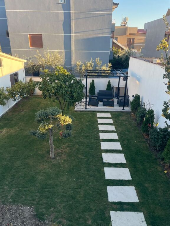 Si affitta il secondo piano di una casa privata 1+1 a Ish Kënete, Durrës!