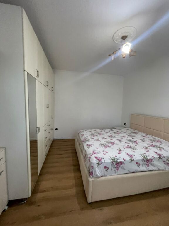 Si affitta il secondo piano di una casa privata 1+1 a Ish Kënete, Durrës!