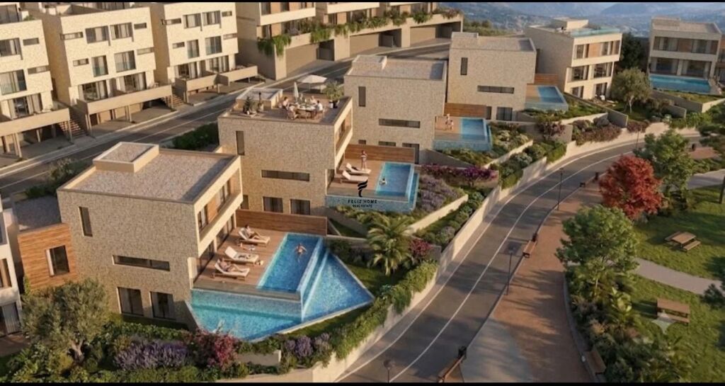 VILLA IN VENDITA 3+1+3+PISCINA SWAN LAKE 700.000 EURO FH-99762