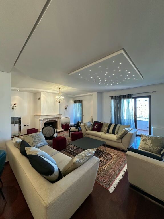 🏡 Jepet me Qira Apartament Luksoz 4+1+3 | Bllok🔥