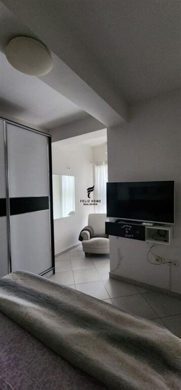 SHITET APARTAMENT 2+1 YZBERISHT 14.000.000 LEKE FH-99721