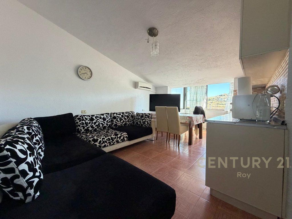 SHITET APARTAMENT 1+1 NË KOMPLEKSIN LIS, GOLEM!