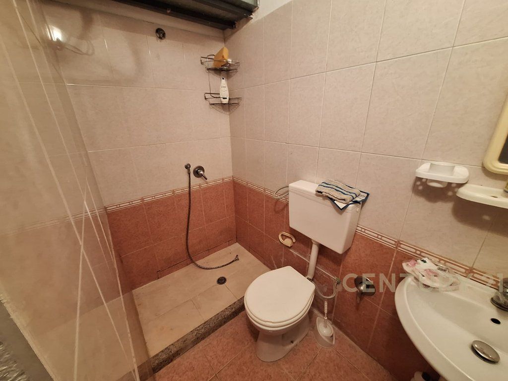 Gazonjere Për Shitje në Shkemb te Kavajes - 48,000€ | 31.3 m²