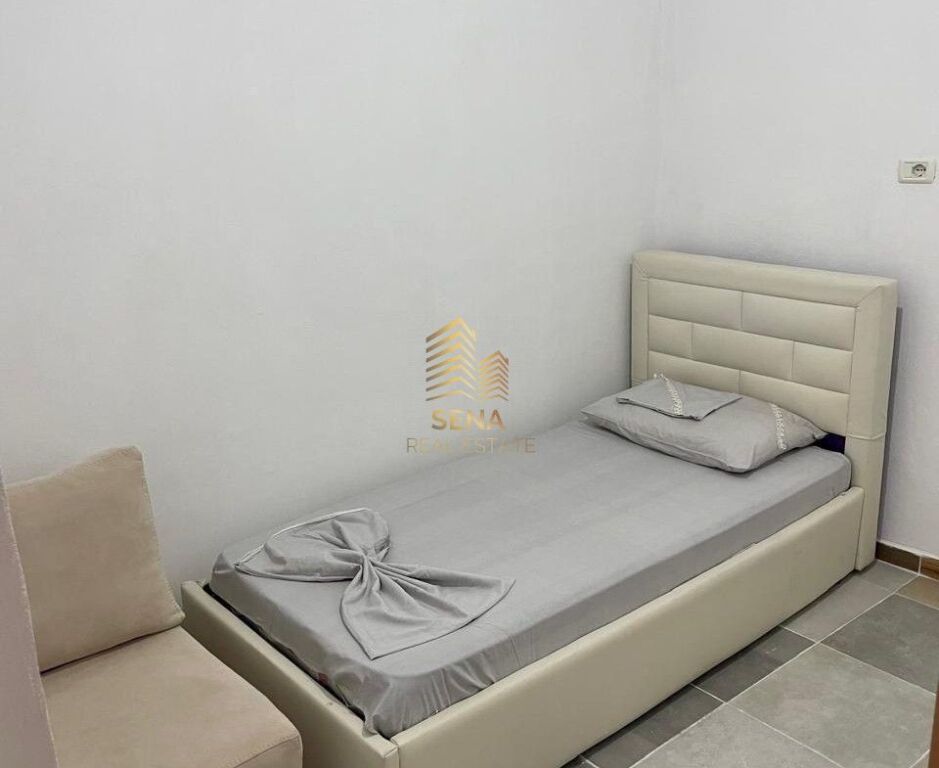 In affitto, Ingresso privato 2+1, 5 Maji, 39.000 Lek/mese