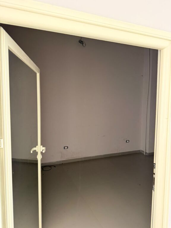 Affitto | Ambjent Biznesi | Rruga e Elbasanit | 2000 €/mese