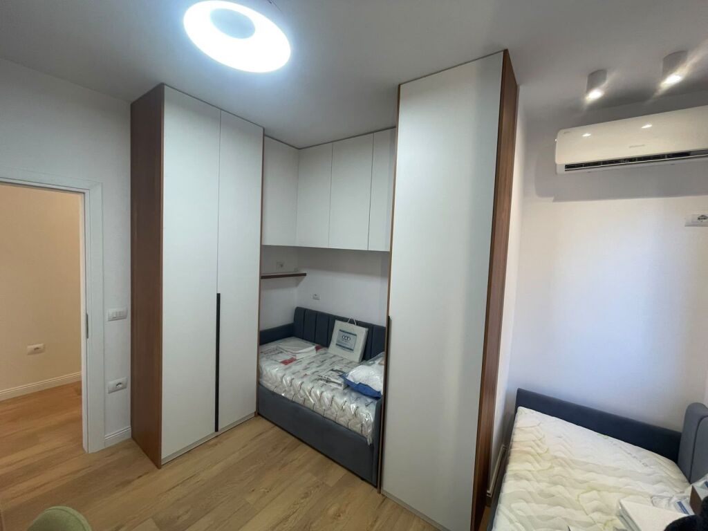 Apartamenti 2+1 tek Ish Stacioni i Trenit