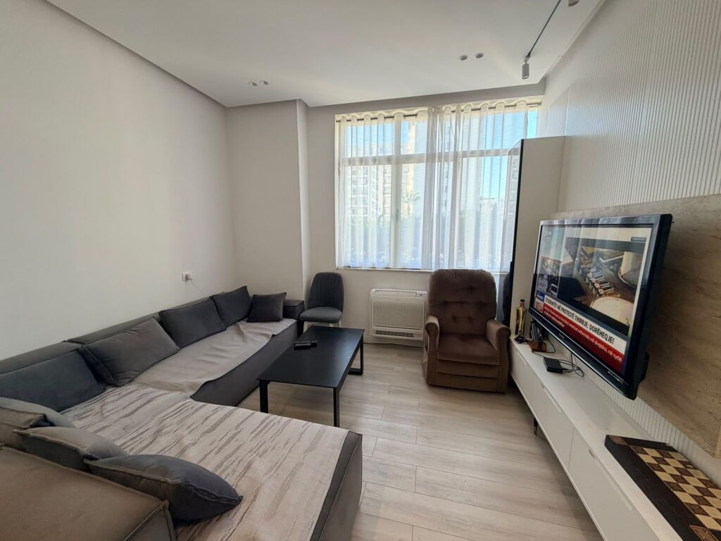 APARTAMENT 2+1 ME QERA PALZH