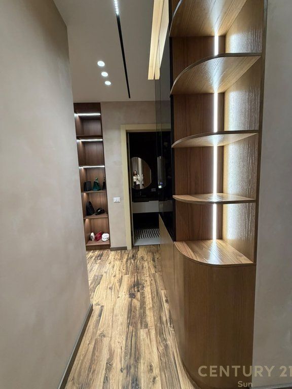 APARTMENT FOR SALE 2+1+2+2 PARKING SPACES AT DELIJORGJI COMPLEX!