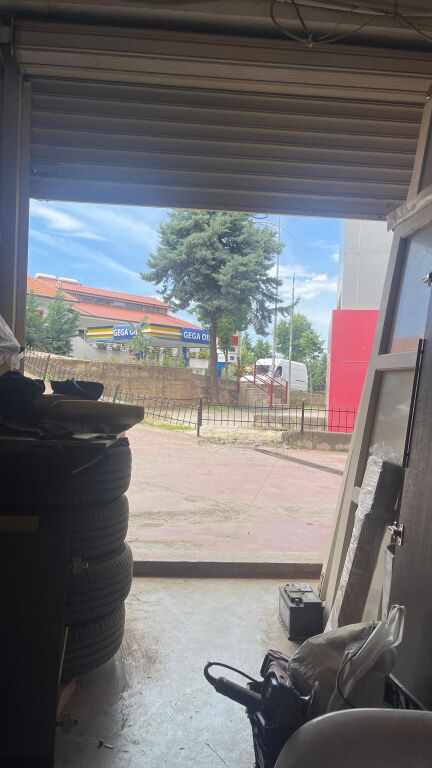 Vendesi attività e immobile! A FRESKU Linza