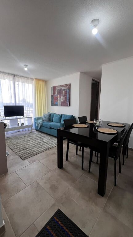 Myslym Shyri, jepet me qera apartament 1+1.