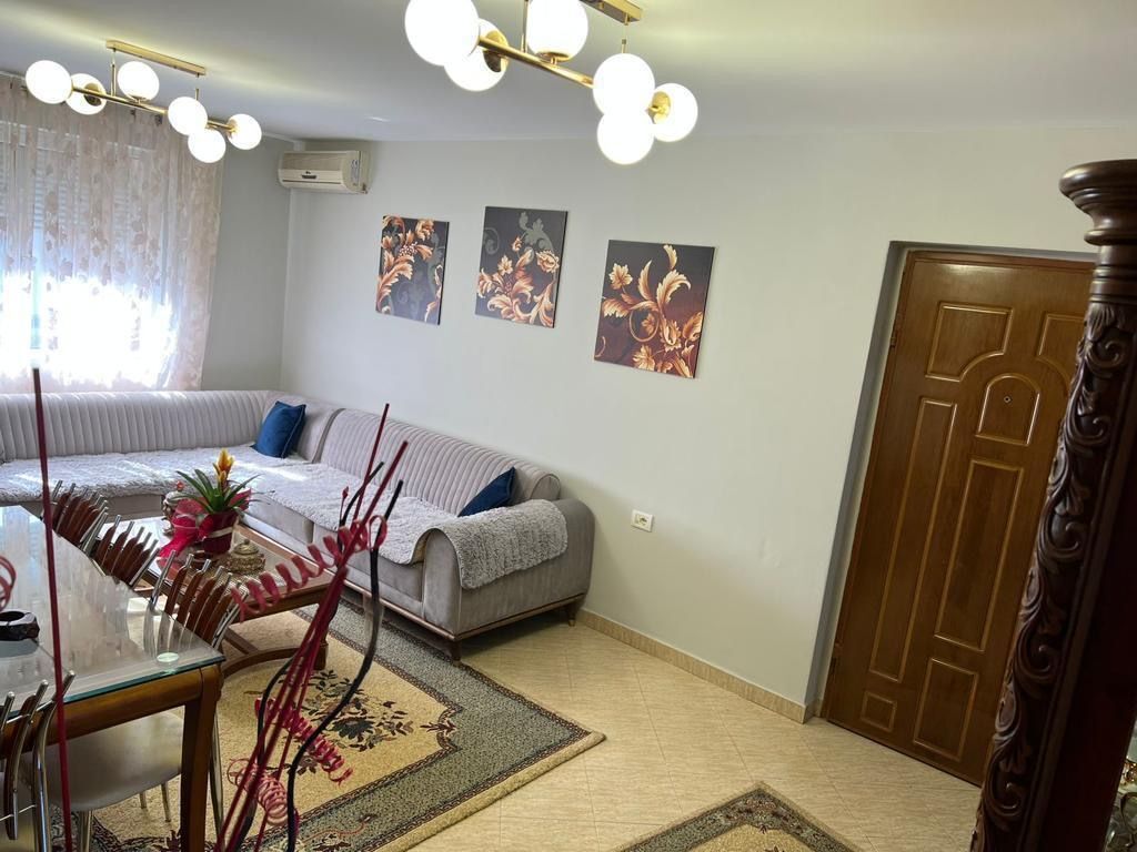 2+1 for rent in Xhamllik