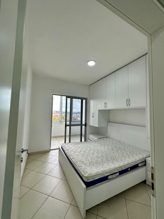 Shitet Apartament 1+1 te Terminali kthesa e Kamzes