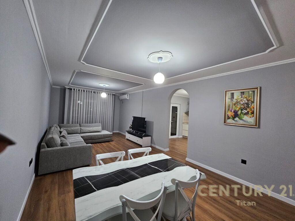 Jepet me qera Apartament 2+1 në Laprakë
