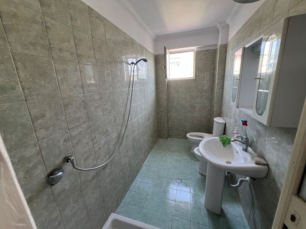 AFFITTO APPARTAMENTO 1+1, FLORIDA SPIAGGIA DURRES 300 EURO 300EUR / MESE