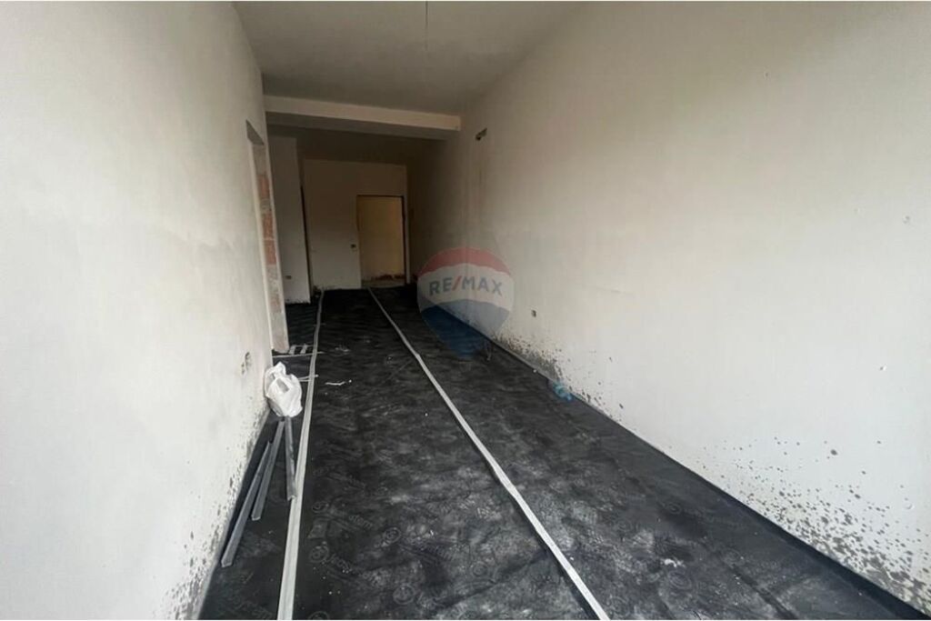 APARTAMENT 1+1 PER SHITJE NE QENDER