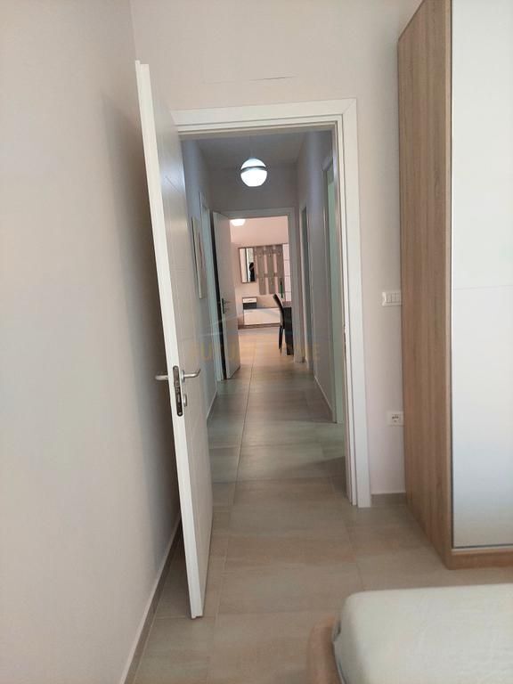 Shitet, Apartament 3+1, Kompleksi Darling, Tirane