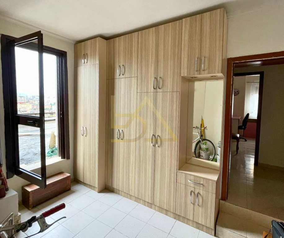 JEPET ME QIRA APARTAMENT 2+1 – ALI DEMI, TIRANË