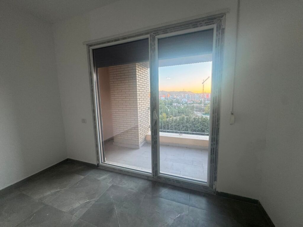 Qera, Apartament 2+1+2, Fusha Aviacionit, Tirane