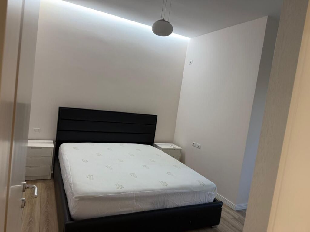 Apartament 2+1 + Parkim ne Kinostudio!