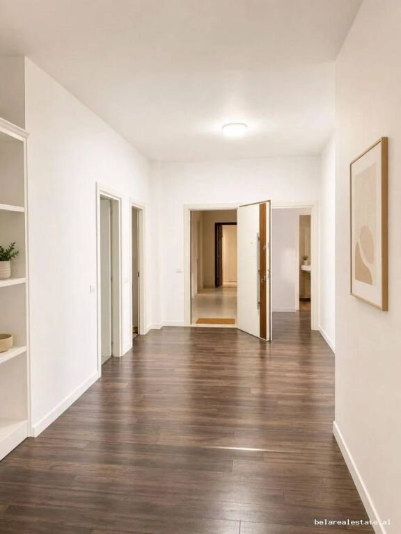 Apartament Me Qera 3+1 Tek ish Fusha e Aviacionit (ID B230233) Tirane
