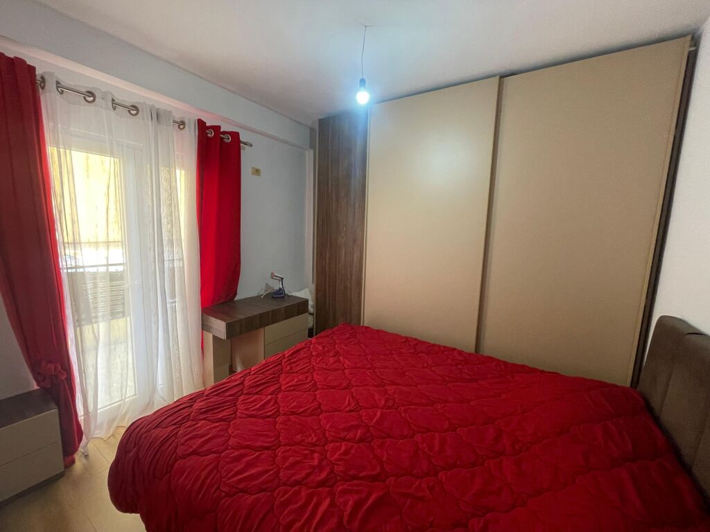 SHITET APARTAMENT 2+1 NË PORCELAN!