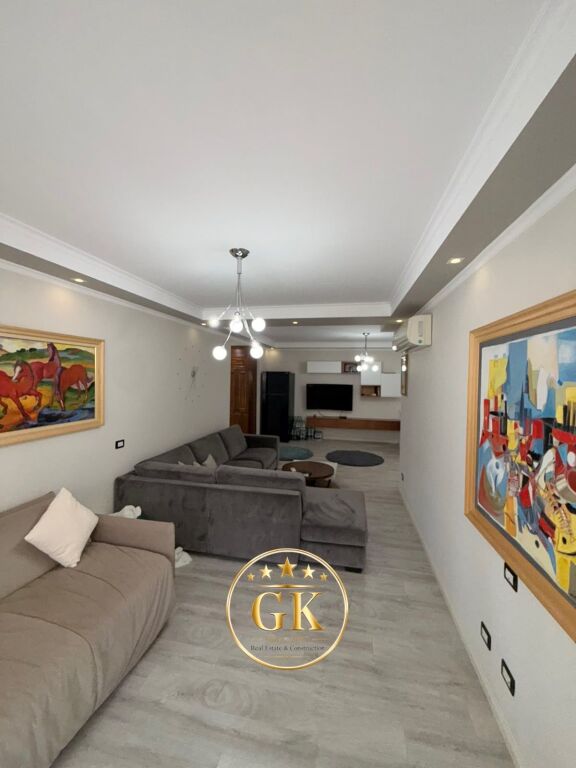 SHITET APARTAMENT ME PAMJE DETI 2+1+2+BALLKON MALI ROBIT GOLEM
