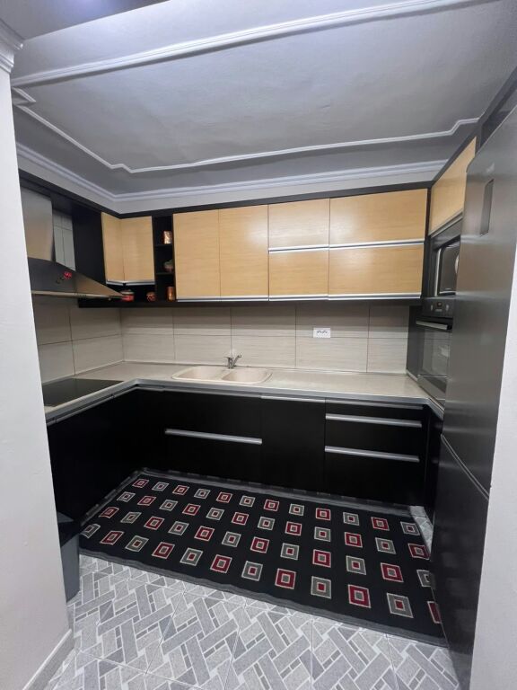 🏡 3+1 apartment for rent  📍 Vath Korreshi Street, near the Ballet School