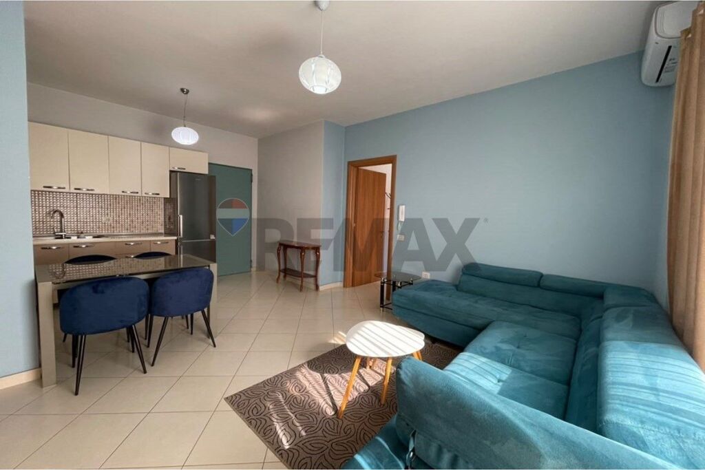 Apartament 1+1 me qera tek 21 Dhjetori Kontakti