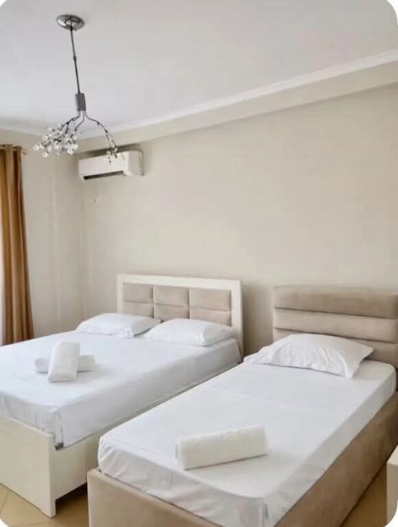 Apartament me Qera 2+1+2 - Bulevardi Zogu i Pare, Tirane