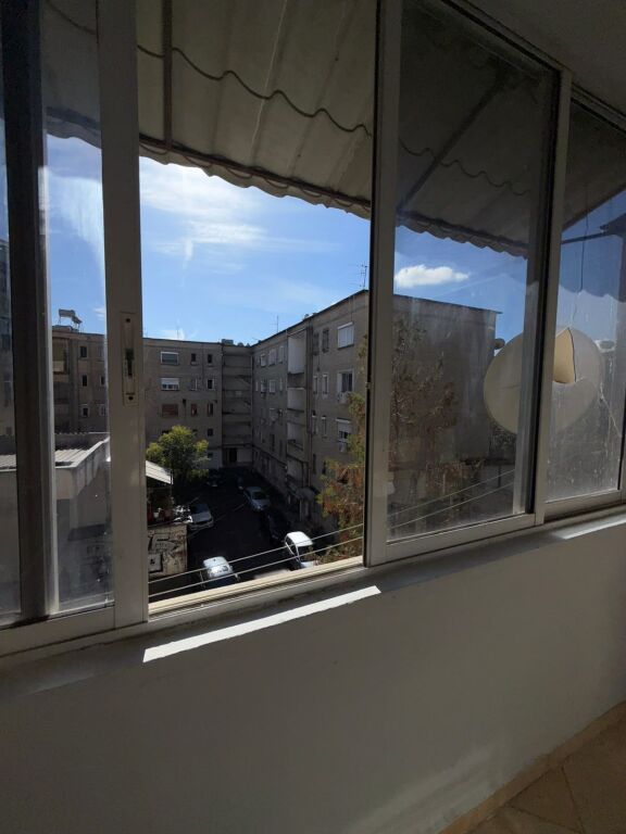 3+1, converted into 2+1, for sale, Xhamllik, 140,000 lekë