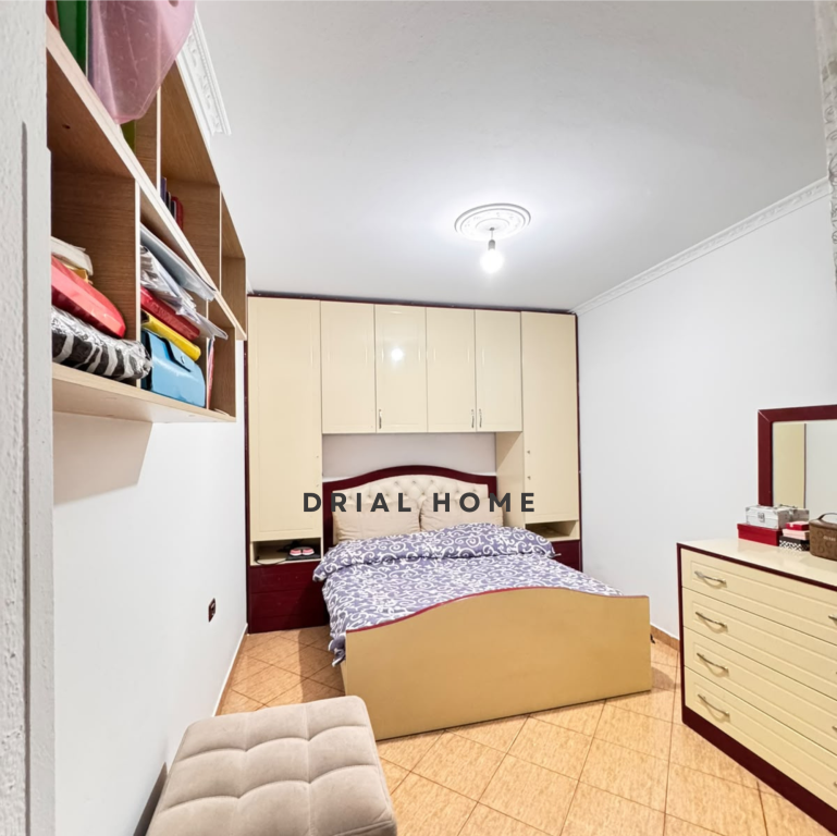 Apartament me qera 1+1